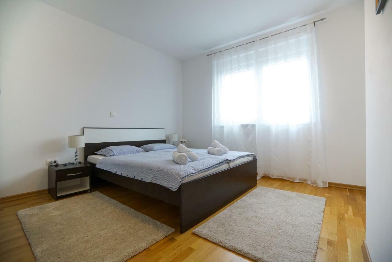 Apartman Reno 扎达尔 外观 照片