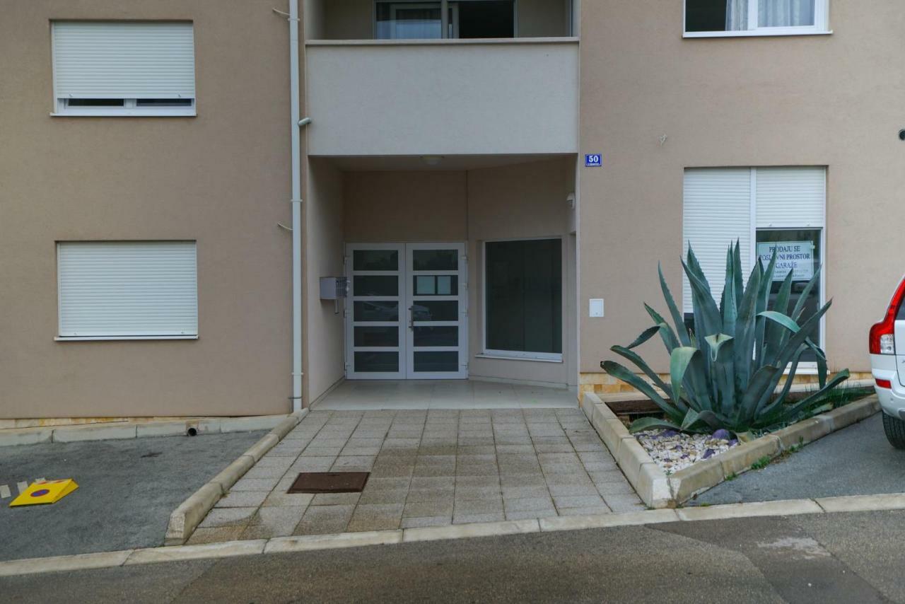 Apartman Reno 扎达尔 外观 照片